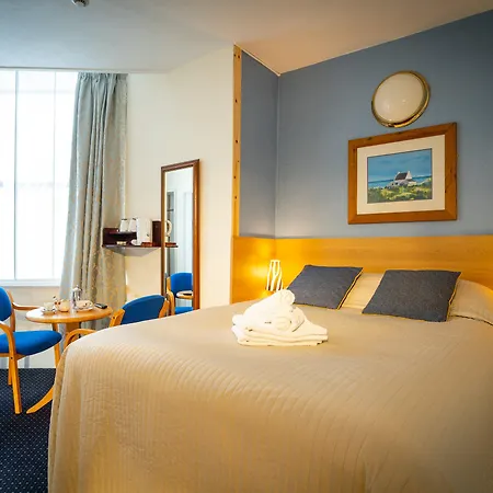 Ashley Otel 3*