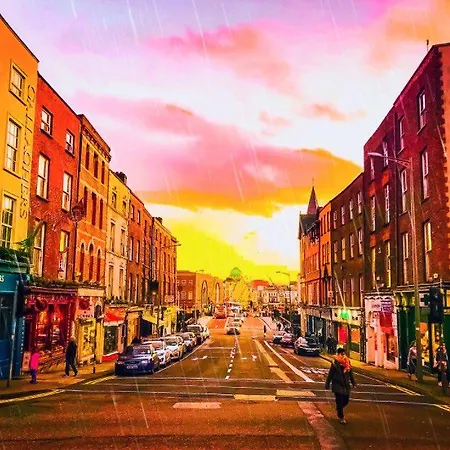 Ashley Otel Cork